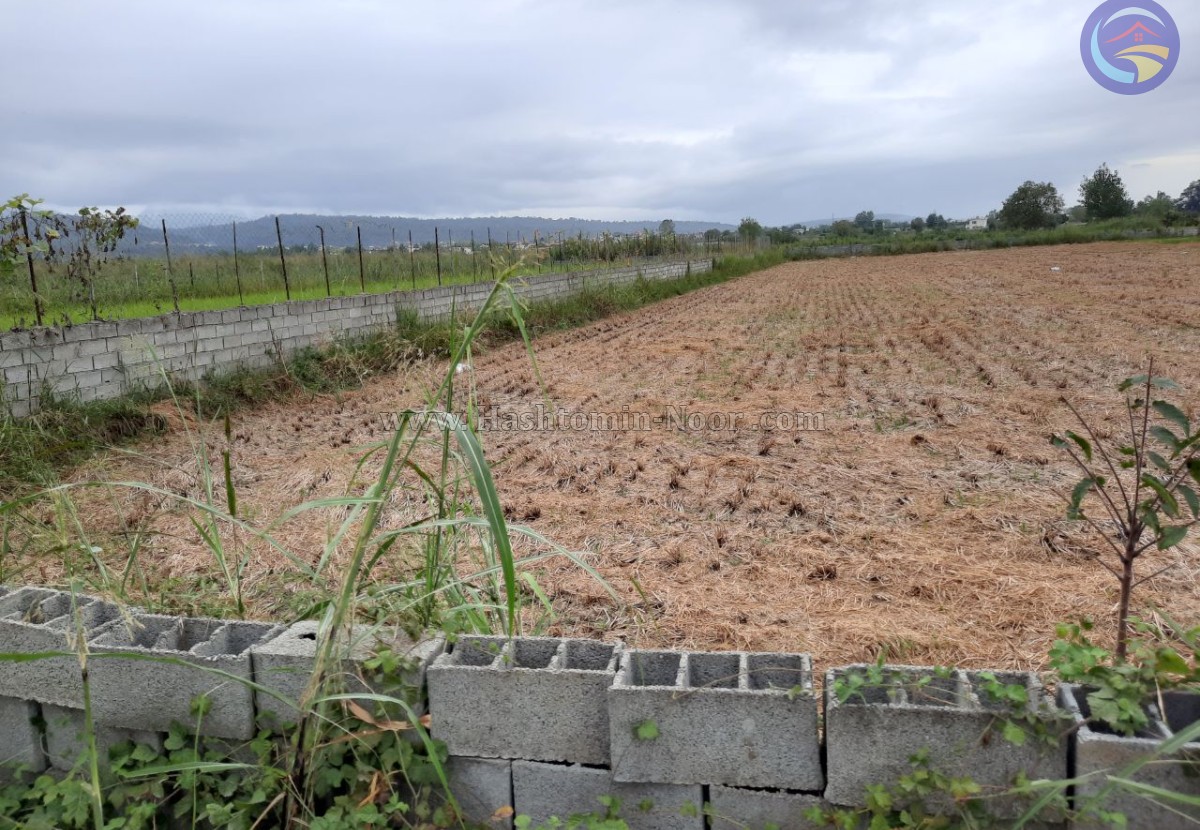 300 متر زمین جاده اصلی گیلانده